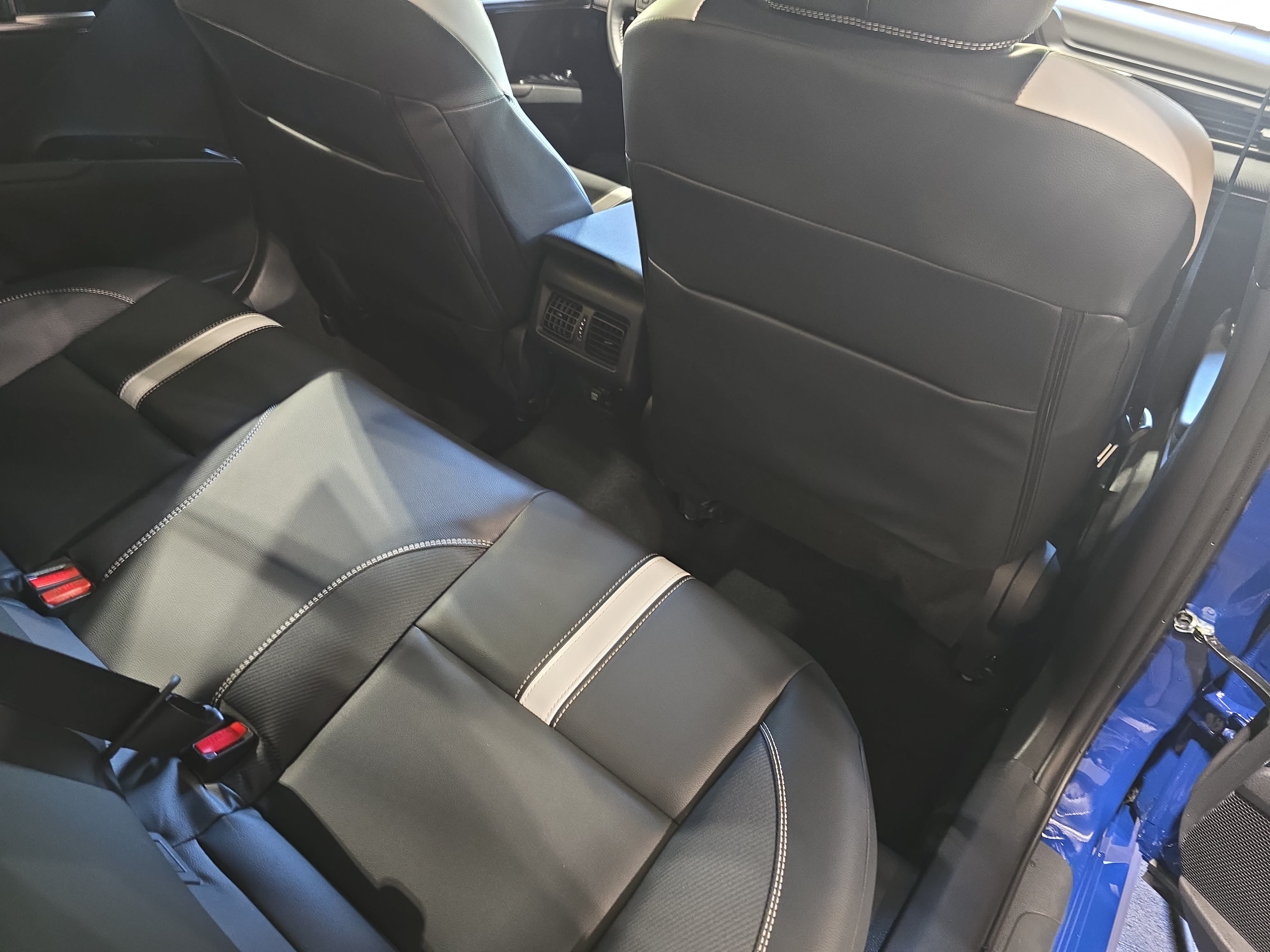Used 2026 Toyota Camry SE w/ Multimedia Upgrade Package FWD image 11