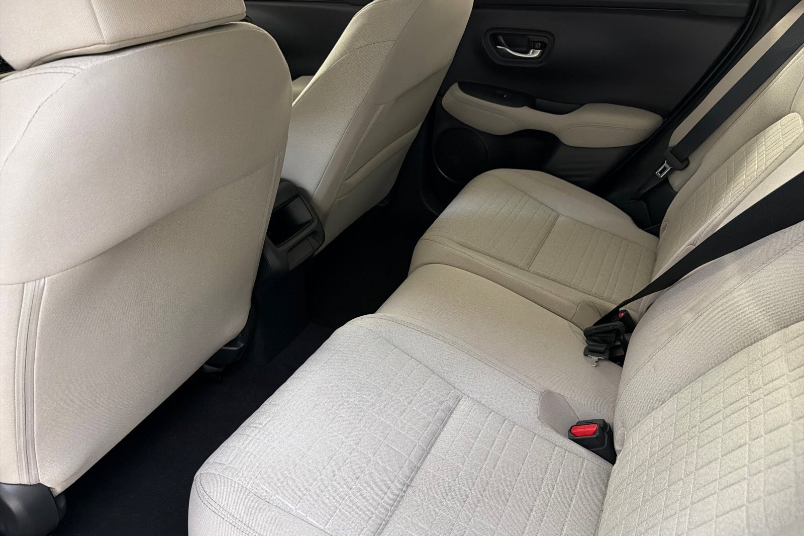 Used 2025 Honda HR-V LX image 25