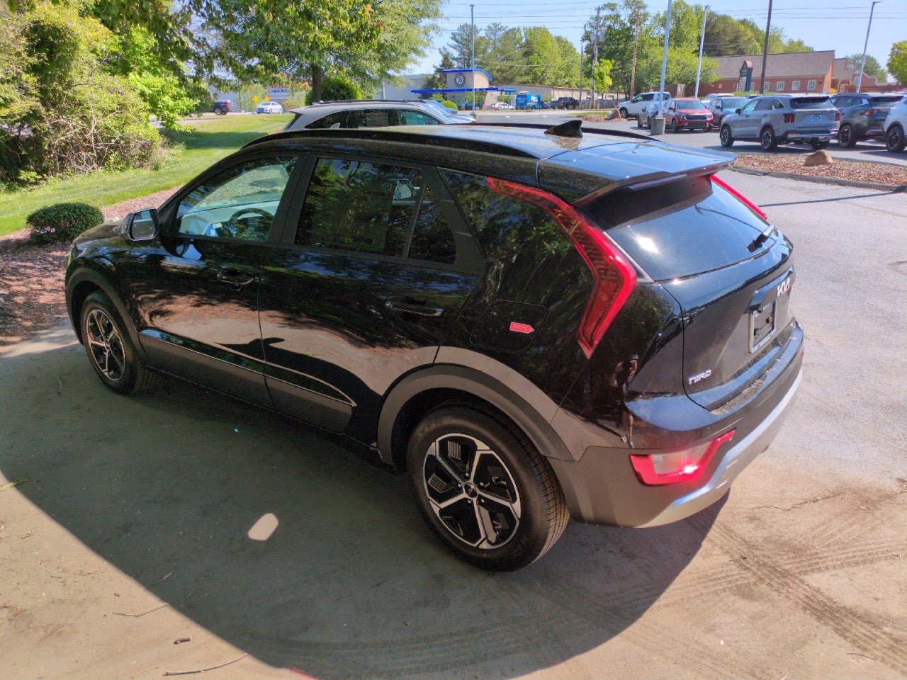 New 2026 Kia Niro EX FWD image 5