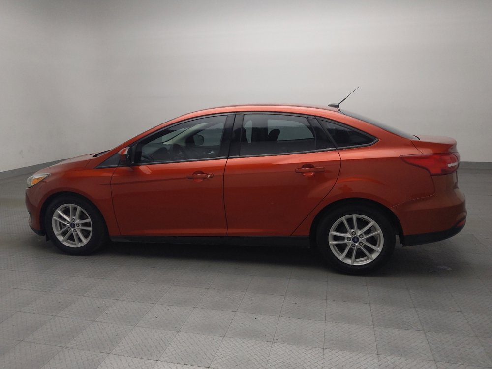 Used 2018 Ford Focus SE image 3