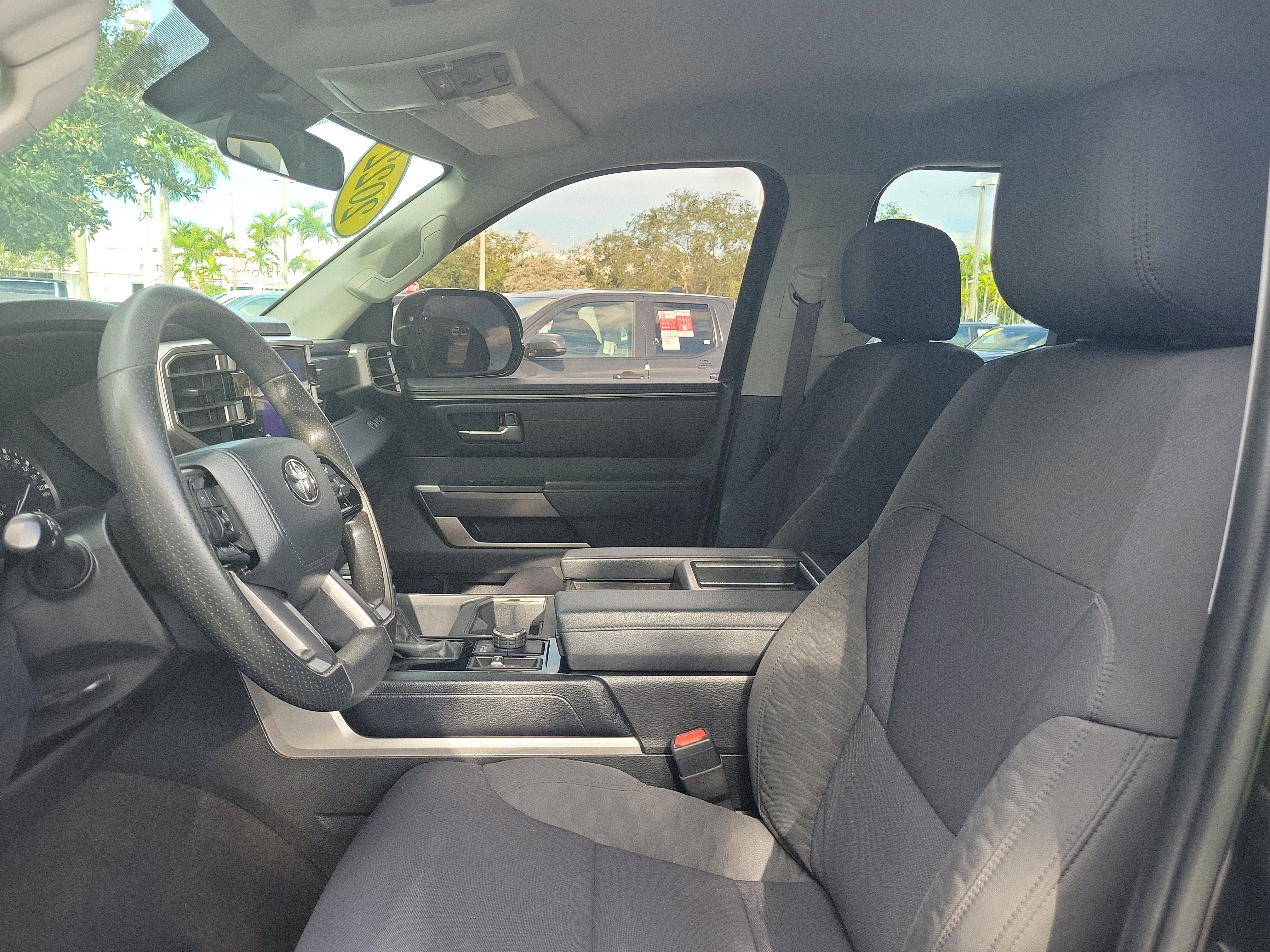 Used 2022 Toyota Tundra SR5 w/ SR5 Convenience Package AWD/4WD image 22