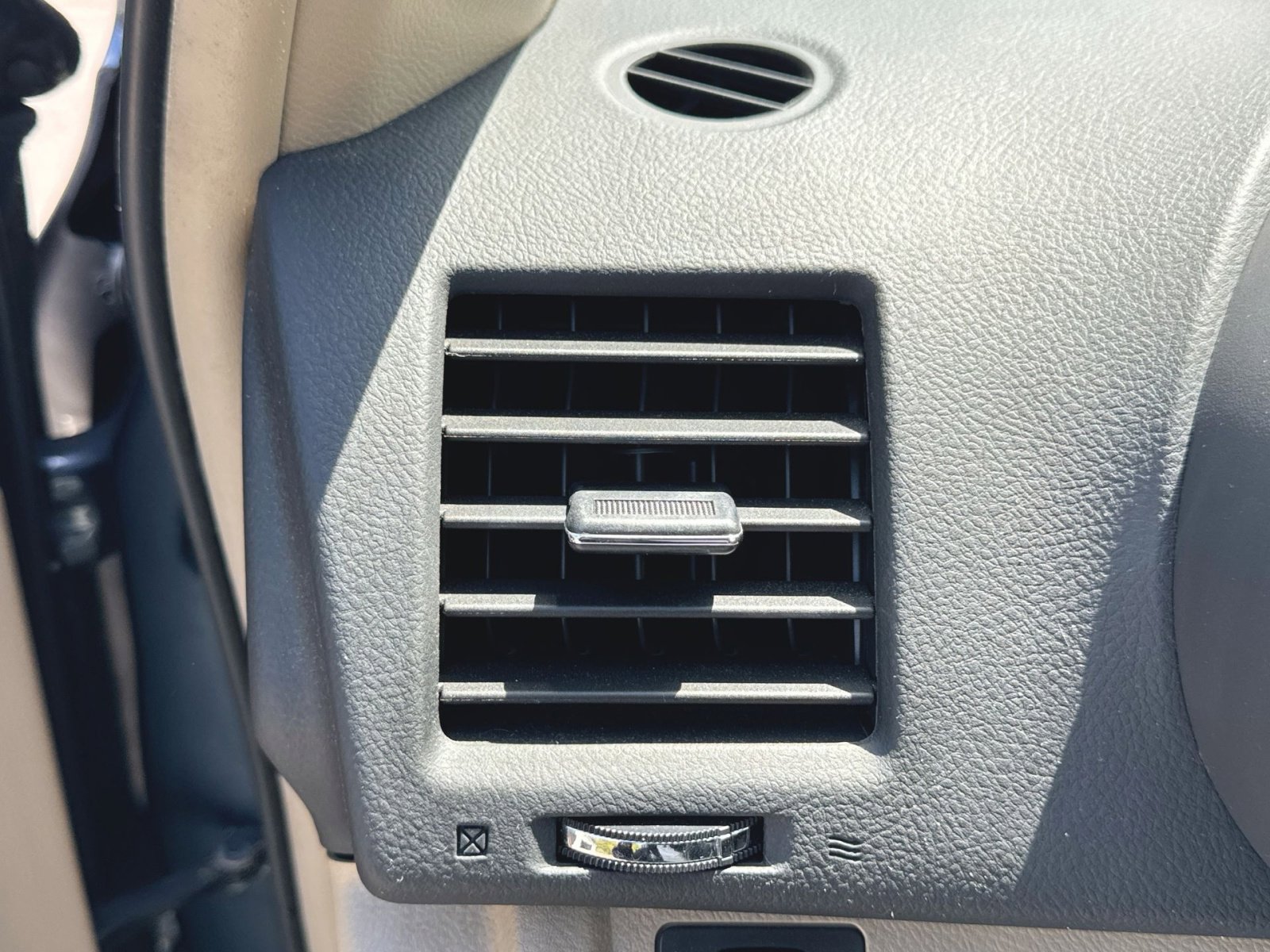 Used 2013 Toyota Highlander Limited image 21