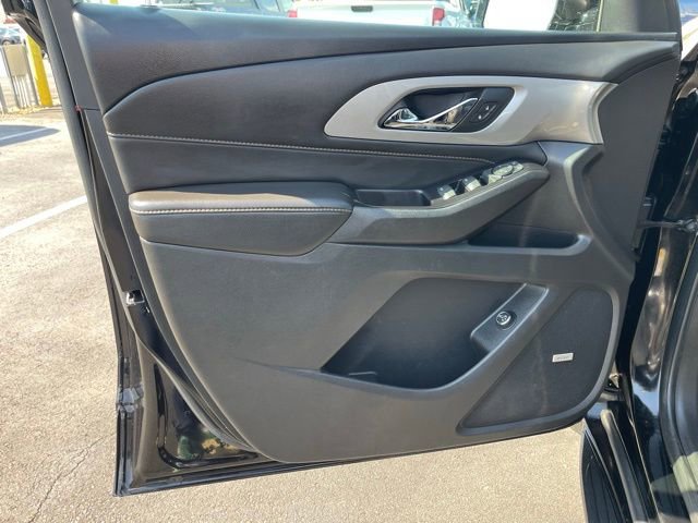 Used 2020 Chevrolet Traverse LT w/ LT Premium Package AWD/4WD image 18