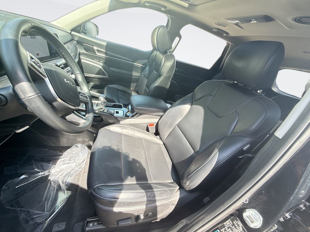 Used 2024 Kia Telluride S w/ S Sunroof Package FWD image 13