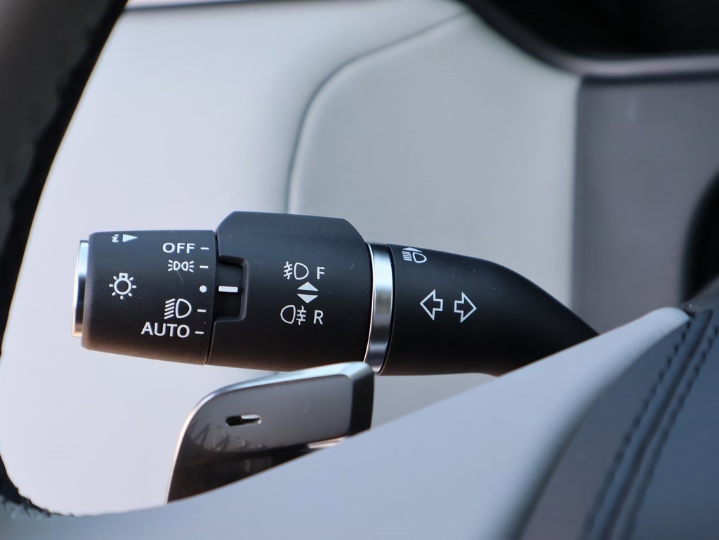 New 2026 Land Rover Range Rover Velar Dynamic SE image 35