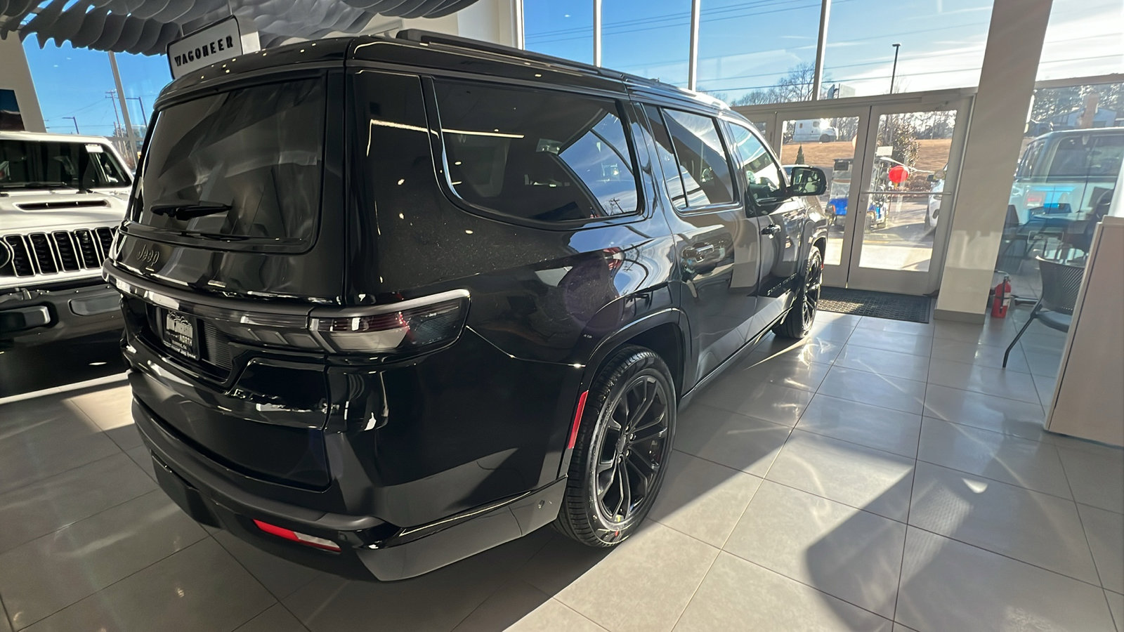 New 2026 Jeep Grand Wagoneer Summit image 9