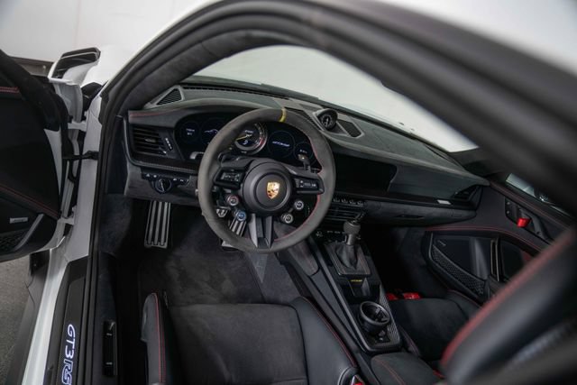 Used 2024 Porsche 911 GT3 RS w/ Weissach Package RWD image 20
