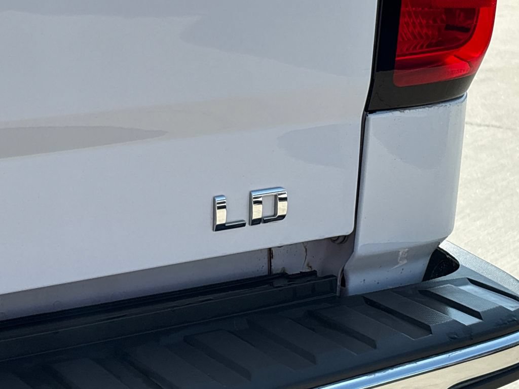 Used 2019 Chevrolet Silverado 1500 LT w/ All Star Edition AWD/4WD image 36