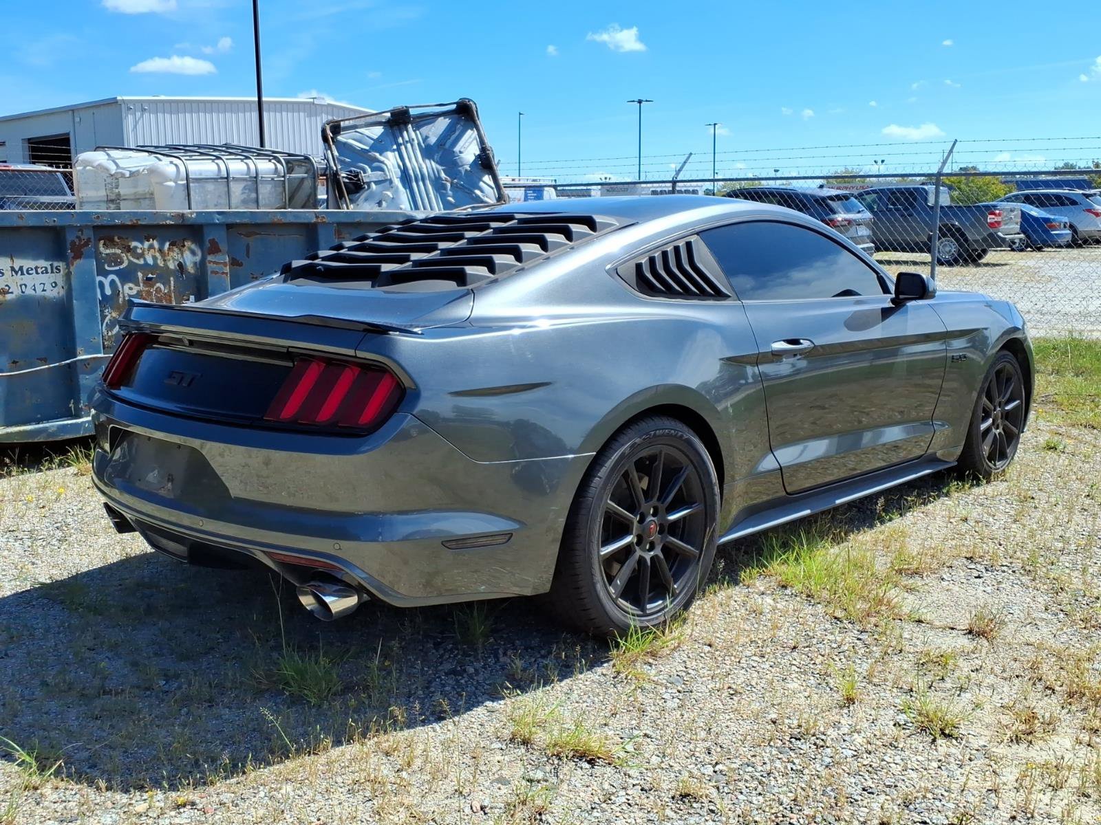 Used 2016 Ford Mustang GT w/ Black Accent Package RWD image 6