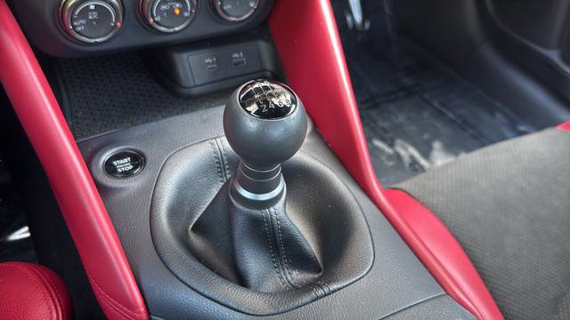 Used 2024 Nissan Z Performance w/ Floor Mat Package RWD image 19