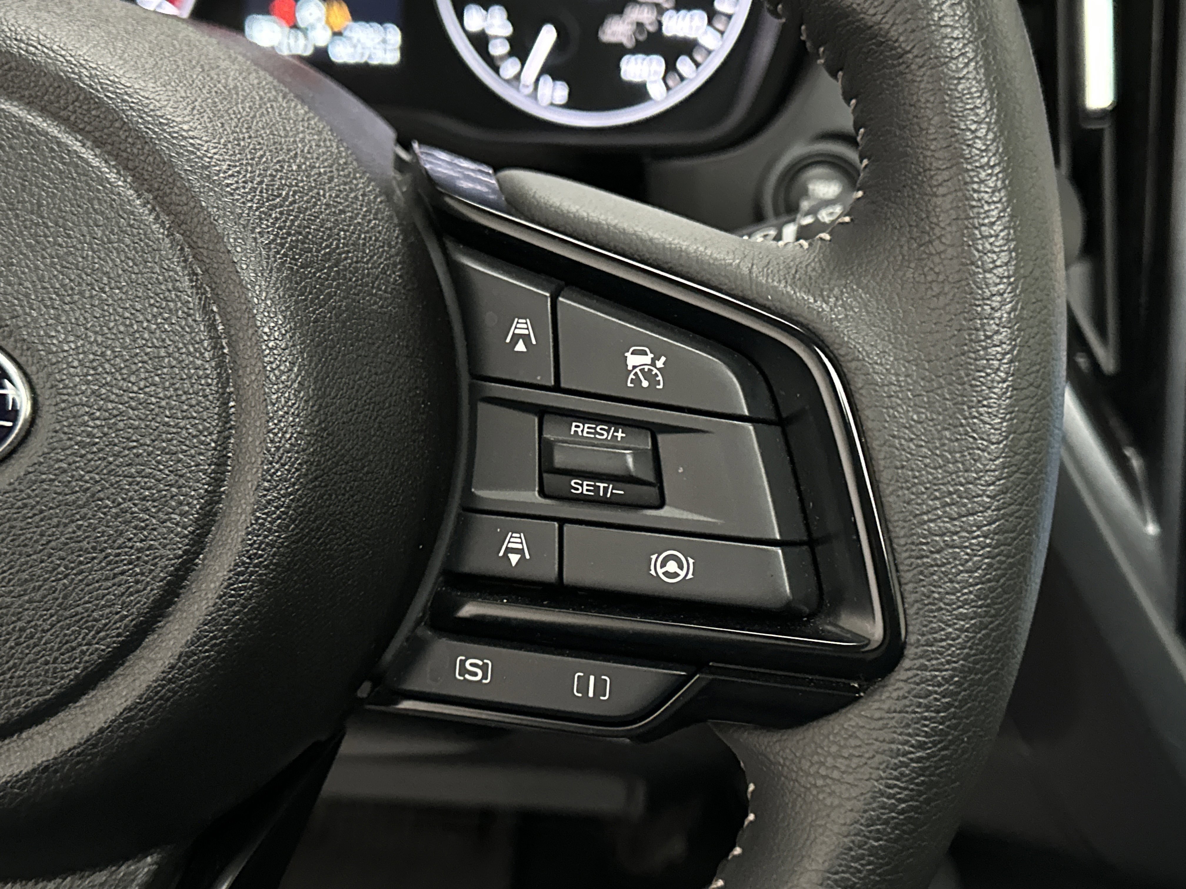 Certified 2025 Subaru Forester Premium image 26