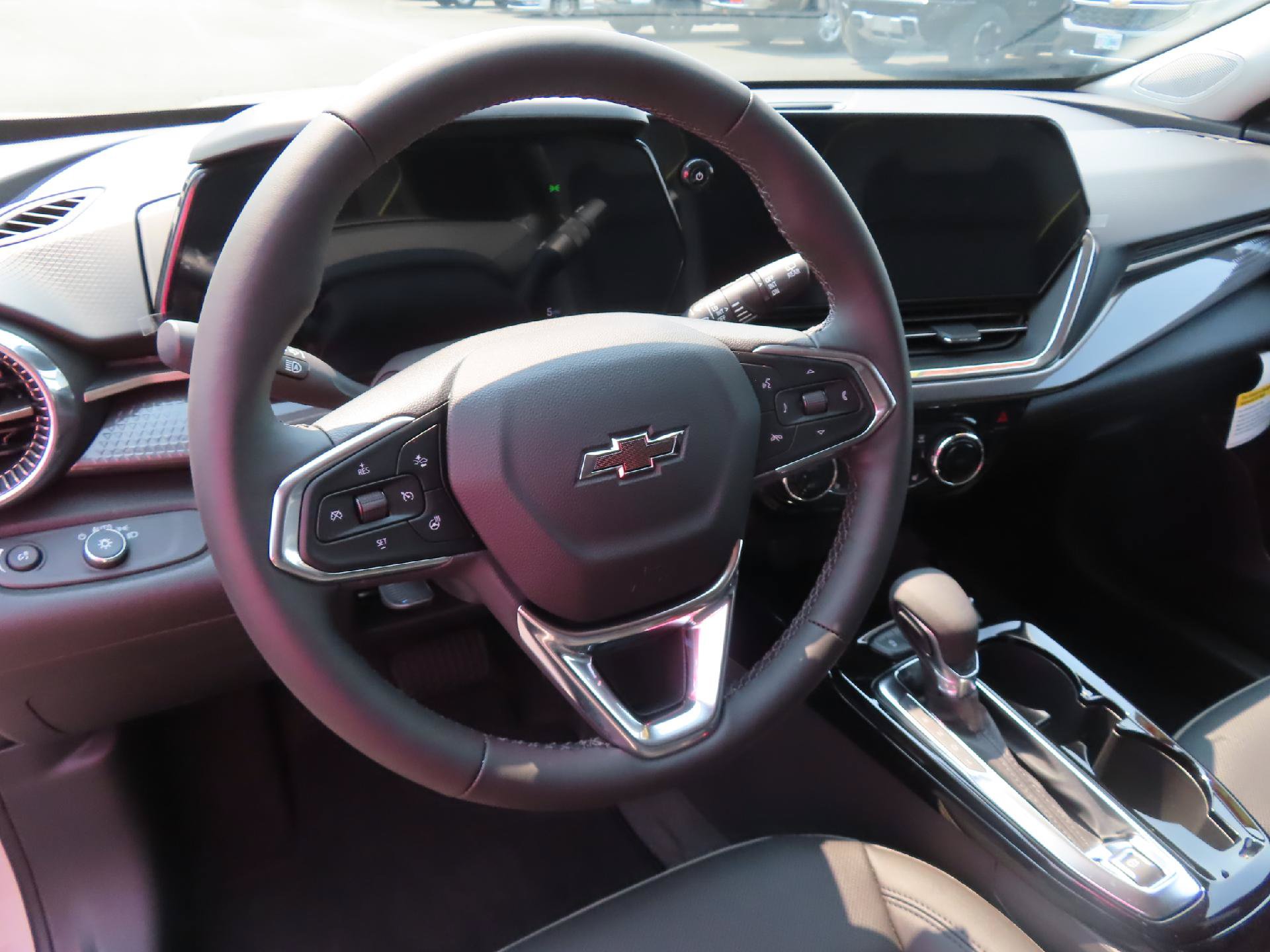 New 2026 Chevrolet Trax ACTIV w/ Driver Confidence Package FWD image 15