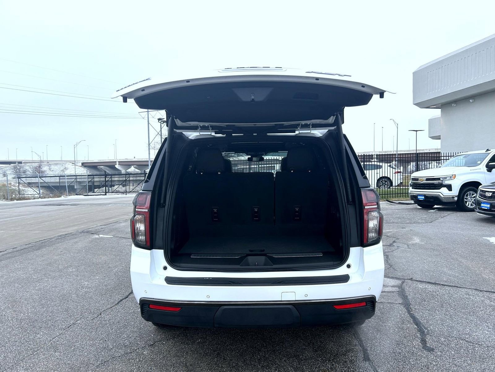 Used 2023 Chevrolet Tahoe RST w/ Luxury Package image 23