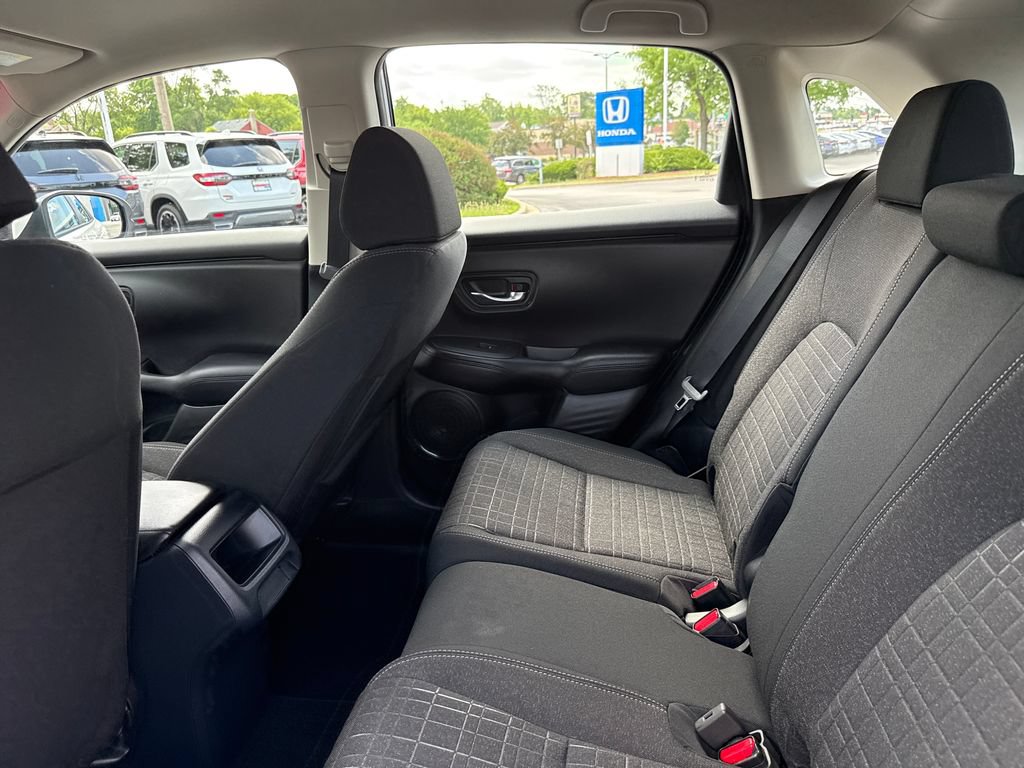 Certified 2025 Honda HR-V LX image 19
