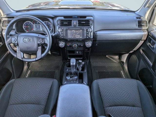 Used 2018 Toyota 4Runner TRD Off-Road AWD/4WD image 14