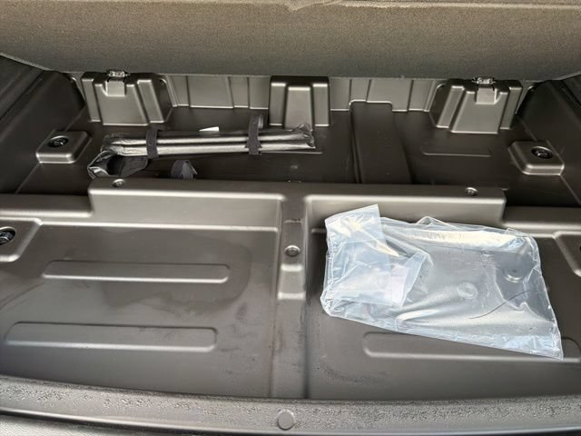 Used 2026 GMC Yukon XL Denali w/ LPO, Floor Liner Package AWD/4WD image 27
