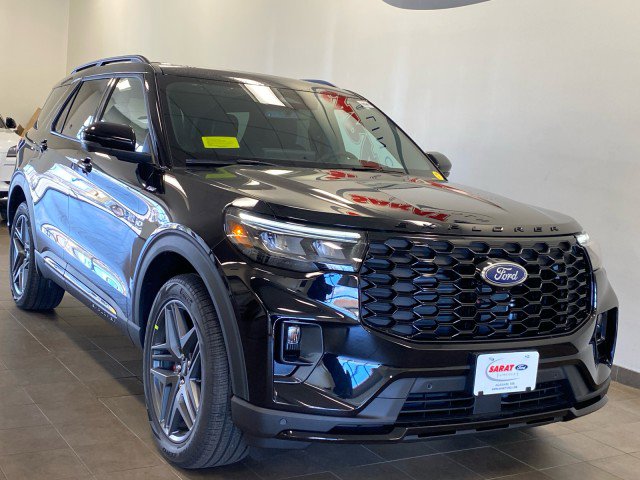 New 2026 Ford Explorer ST-Line w/ ST-Line Street Pack image 2