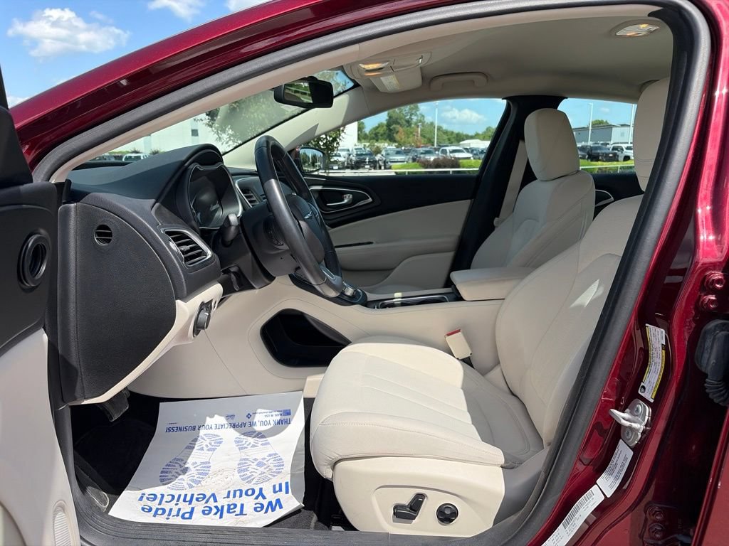 Used 2015 Chrysler 200 Limited w/ Convenience Group FWD image 42