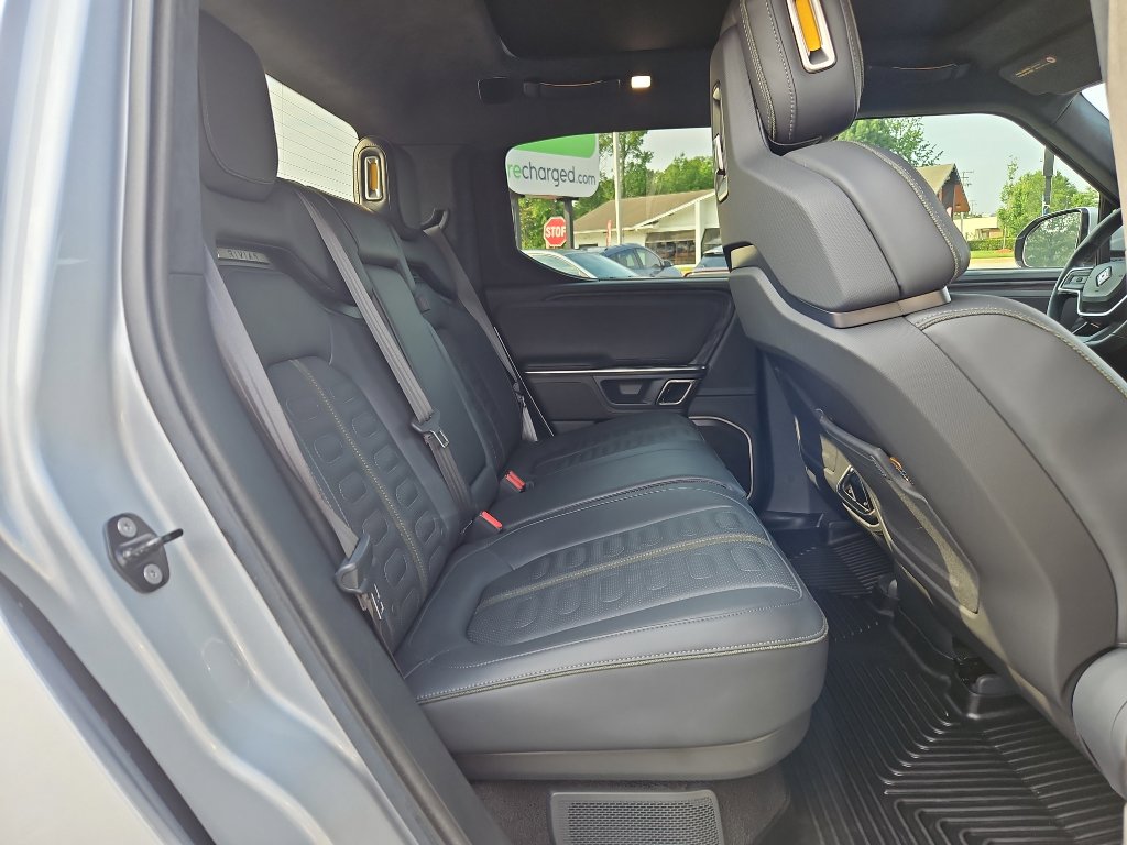 Used 2023 Rivian R1T Adventure image 20