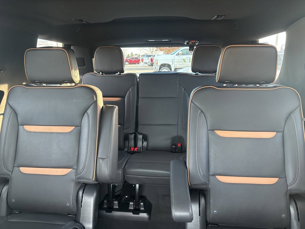 Used 2023 GMC Yukon AT4 w/ AT4 Premium Plus Package image 21