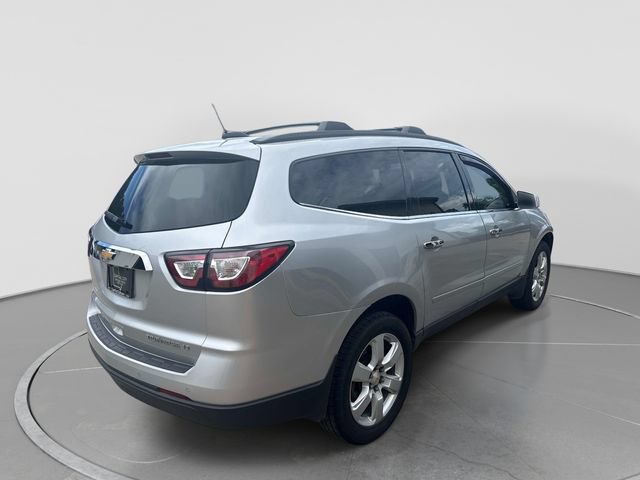 Used 2016 Chevrolet Traverse LT w/ Style and Technology Package FWD image 24