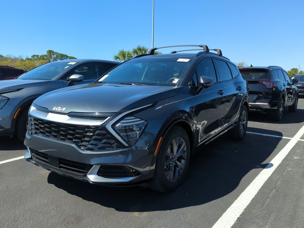 Certified 2024 Kia Sportage SX image 3