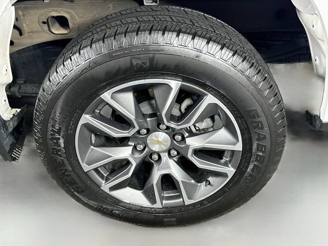 Used 2024 Chevrolet Silverado 1500 LT AWD/4WD image 26