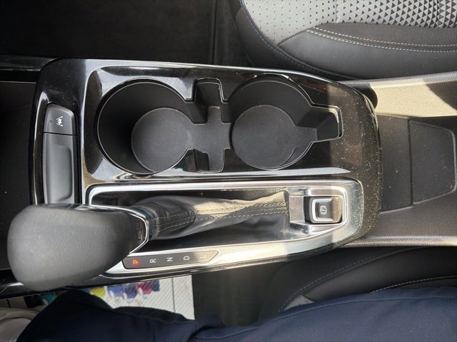 Used 2025 Chevrolet Trax LT w/ LT Convenience Package image 24