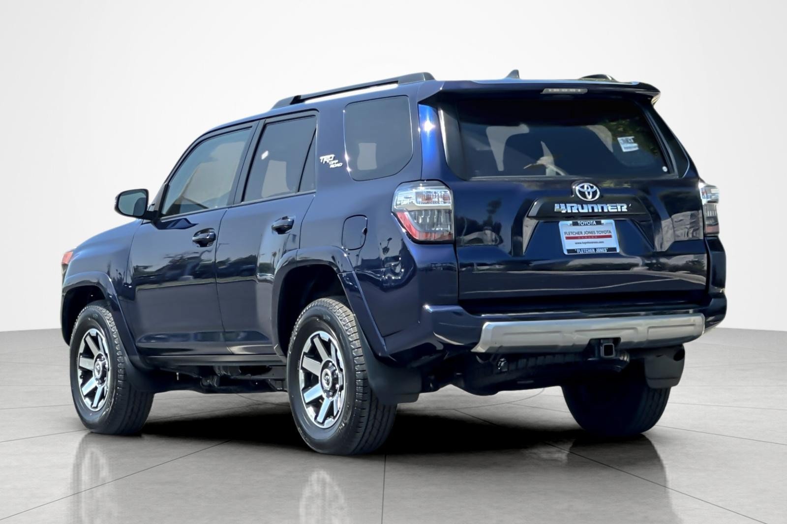 Certified 2022 Toyota 4Runner TRD Off-Road Premium AWD/4WD image 3