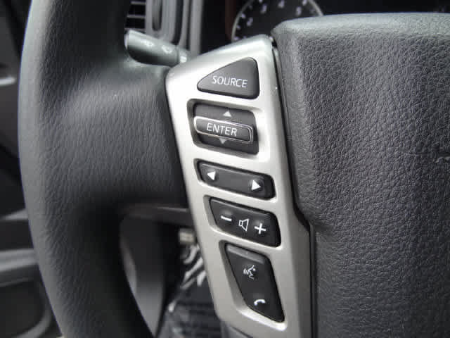 Used 2023 Nissan Titan SV AWD/4WD image 15