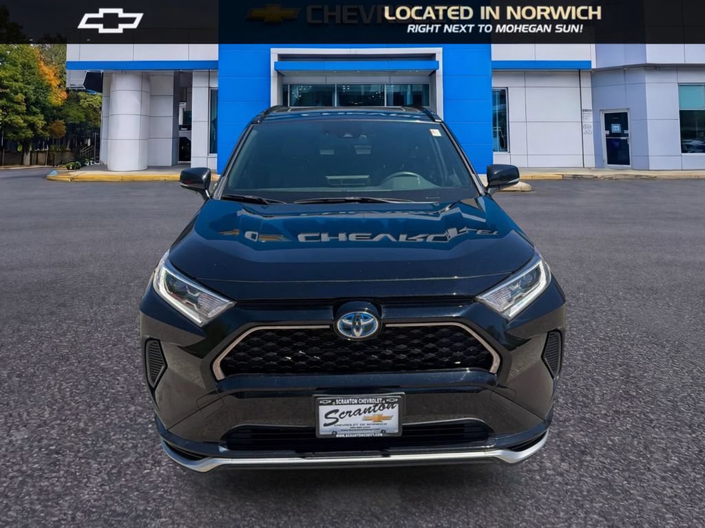 Used 2021 Toyota RAV4 SE w/ Weather & Moonroof Package AWD/4WD image 2