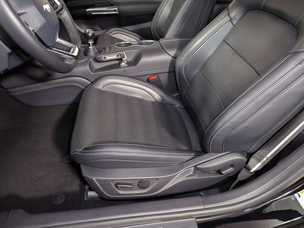 Used 2024 Ford Mustang GT Premium w/ GT Performance Package RWD image 19