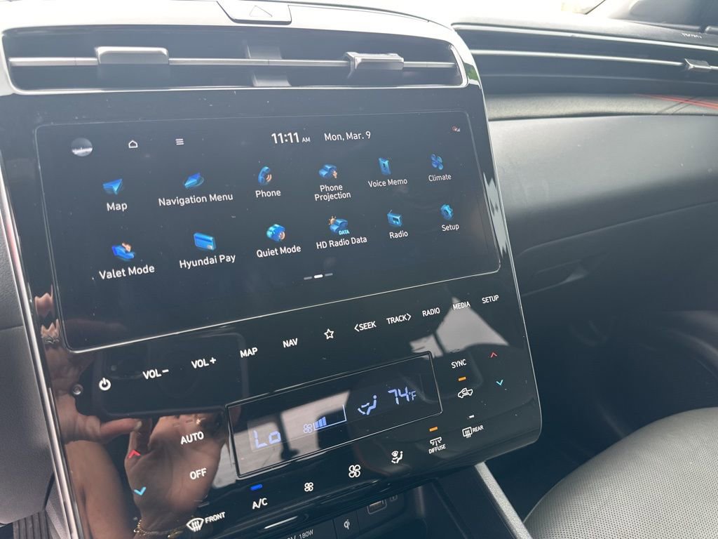 Used 2023 Hyundai Santa Cruz Limited image 18