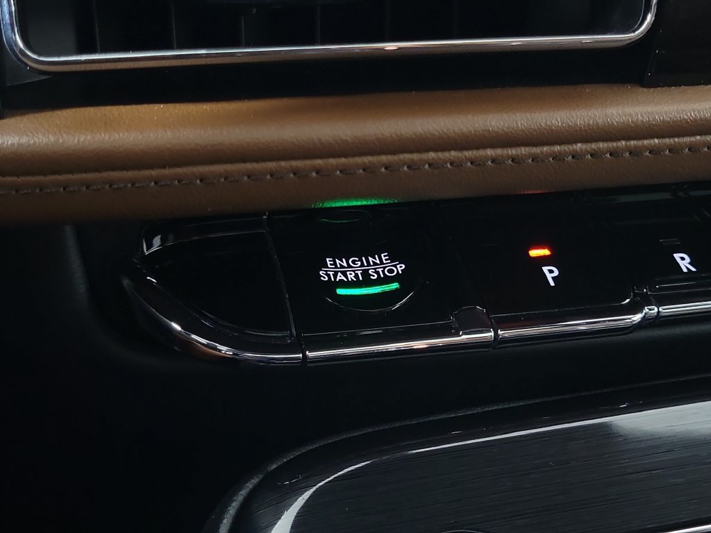 Certified 2022 Lincoln Nautilus Reserve AWD/4WD image 33