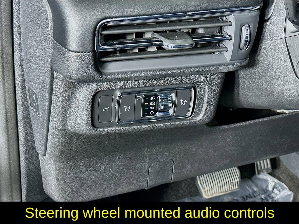 Used 2022 Lincoln Corsair Reserve w/ Elements Package image 15