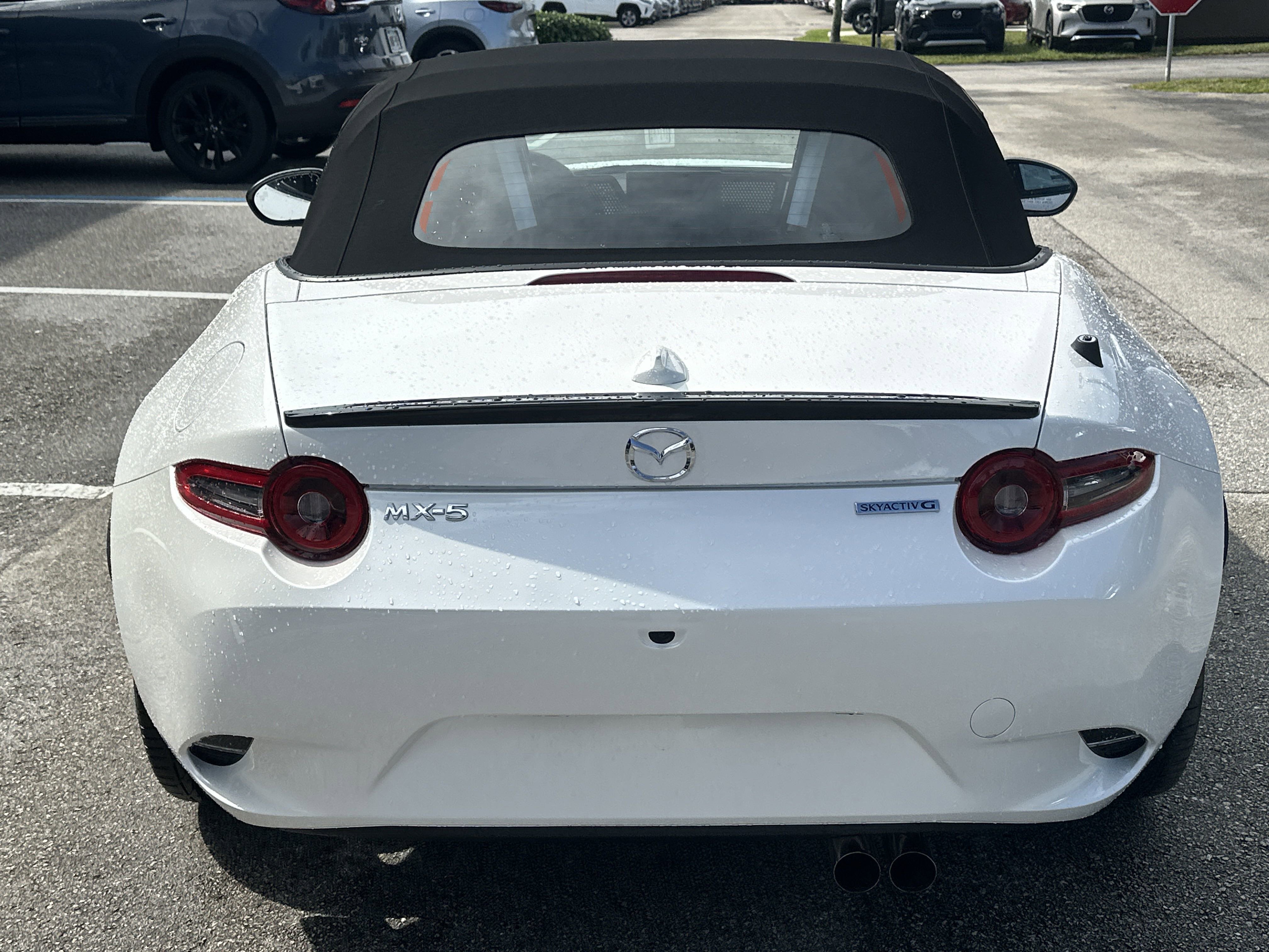 New 2025 MAZDA MX-5 Miata Club w/ Interior Package image 7