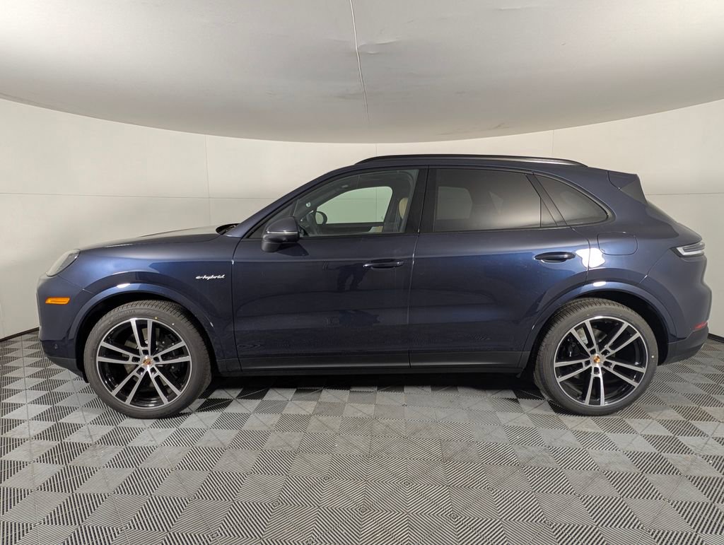 New 2026 Porsche Cayenne E-Hybrid image 2