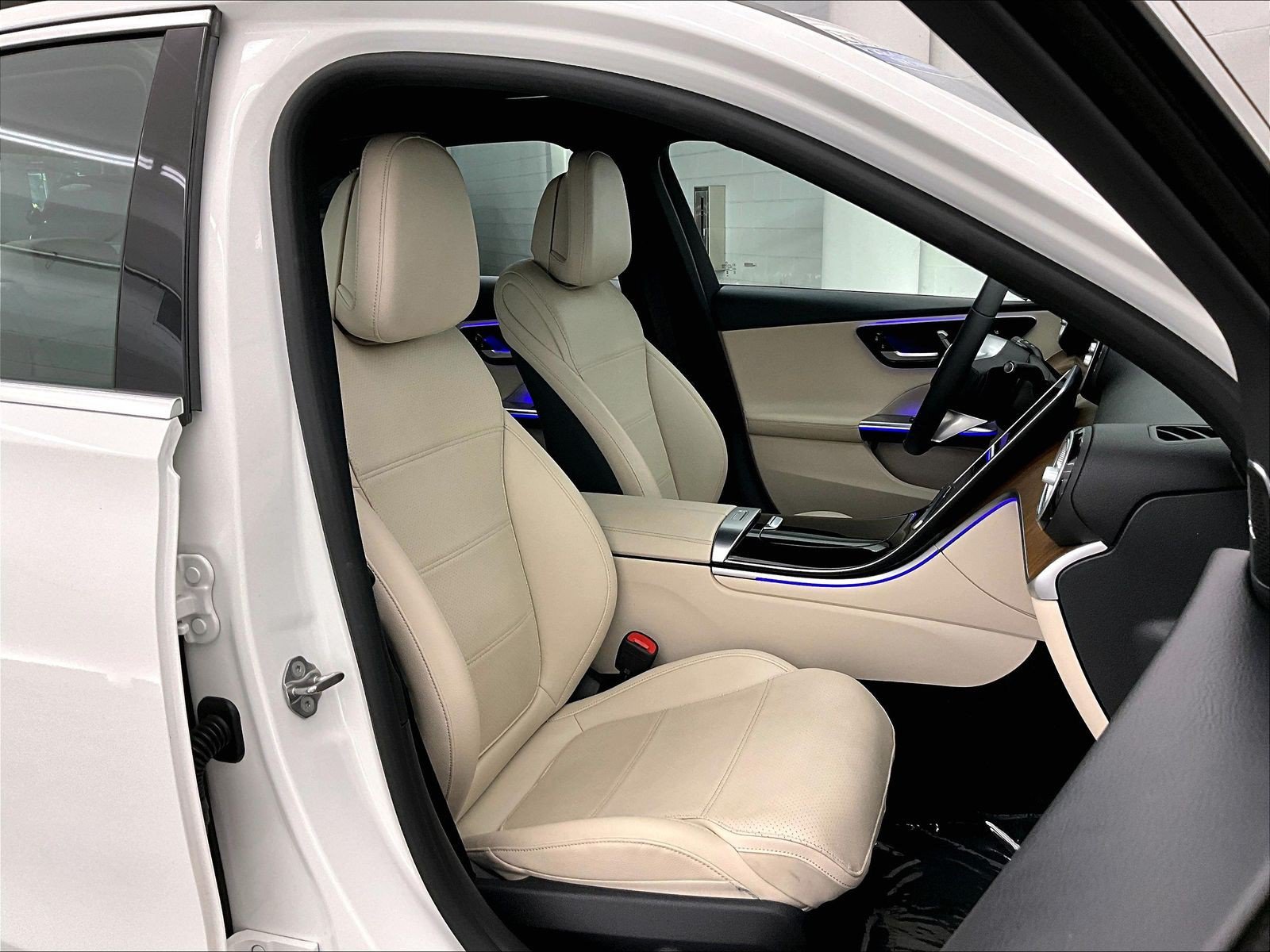 Certified 2023 Mercedes-Benz C 300 Sedan image 6