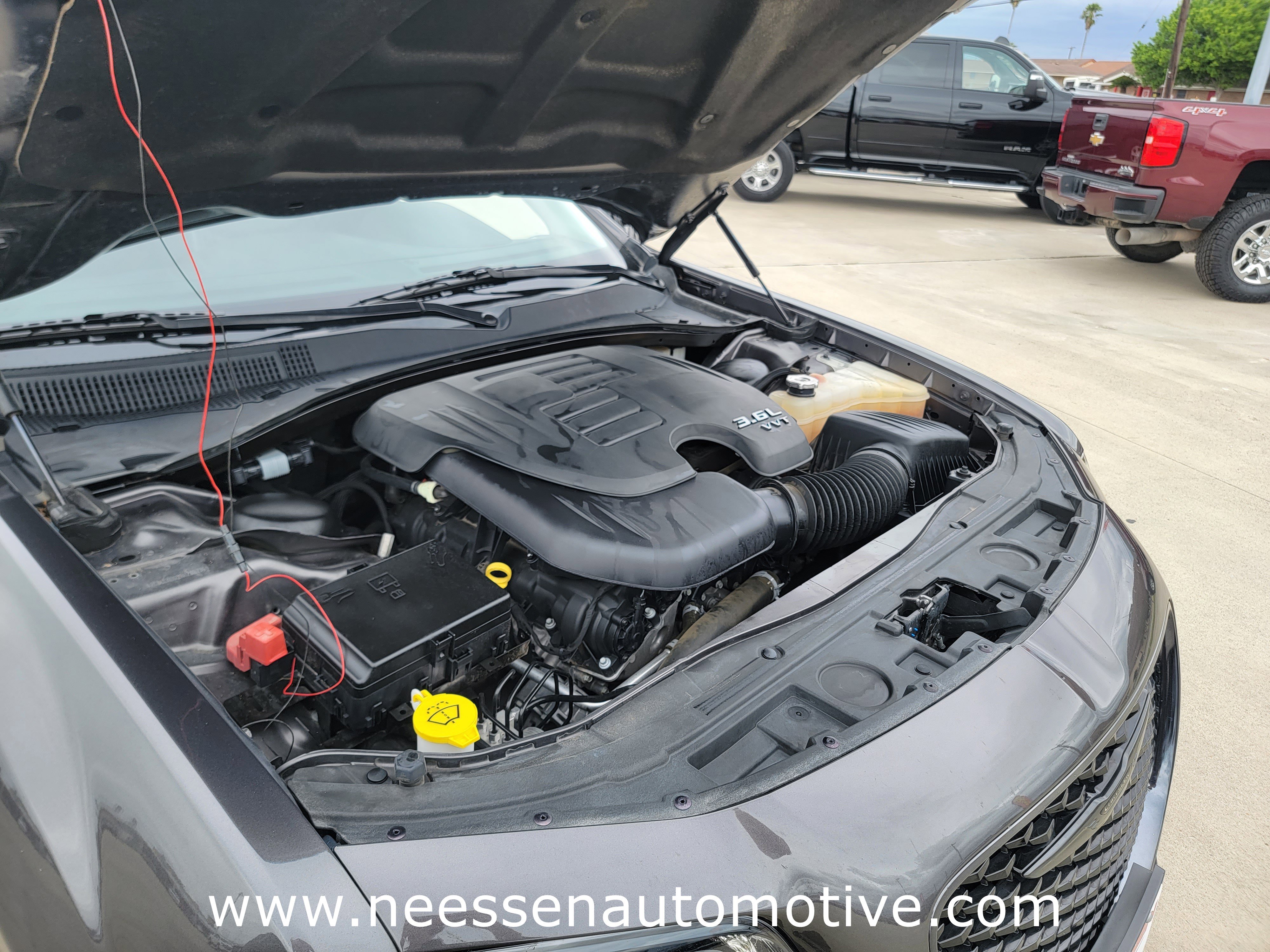 Used 2022 Chrysler 300 Touring L image 34