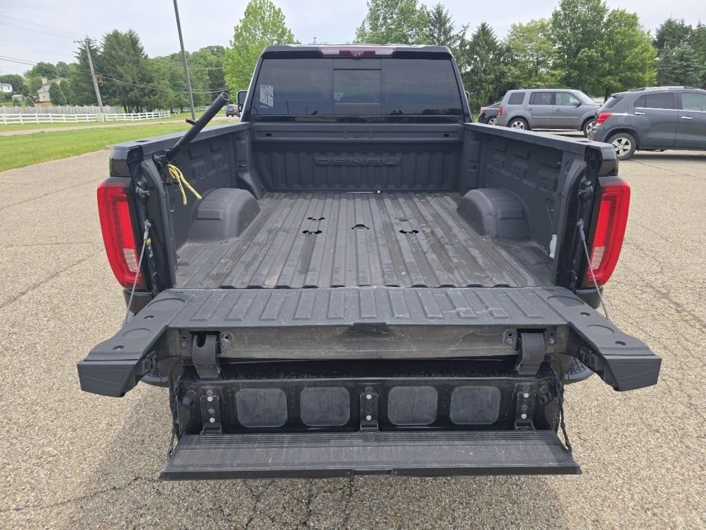 Used 2020 GMC Sierra 2500 Denali w/ Denali Ultimate Package AWD/4WD image 25