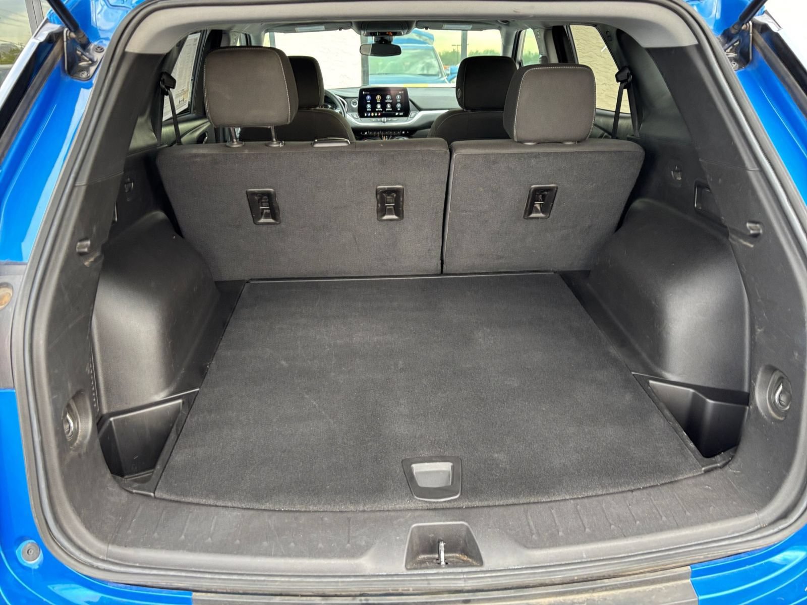 Used 2025 Chevrolet Blazer LT FWD image 31