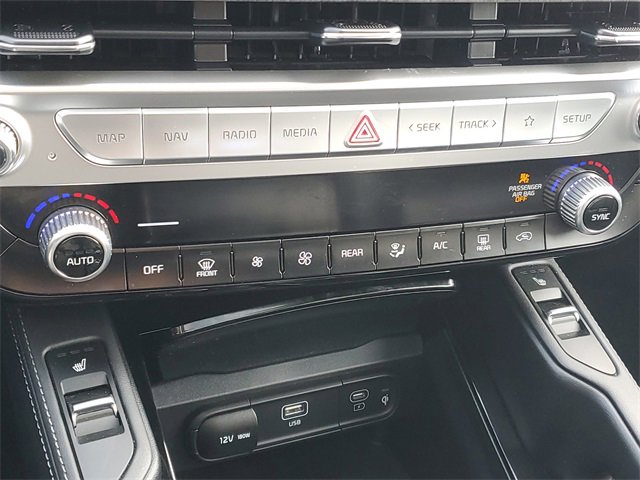 Used 2023 Kia Telluride AWD image 29