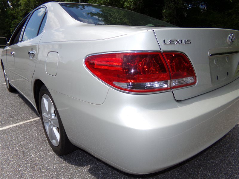 Used 2005 Lexus ES 330 FWD image 8
