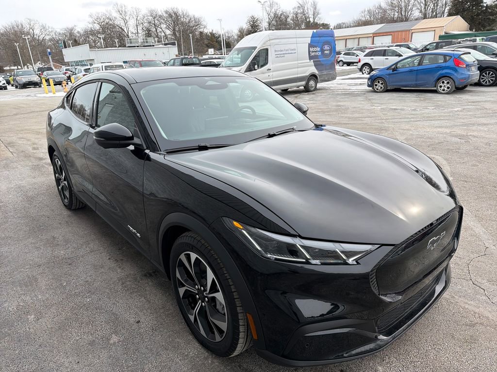 Used 2025 Ford Mustang Mach-E Select image 8