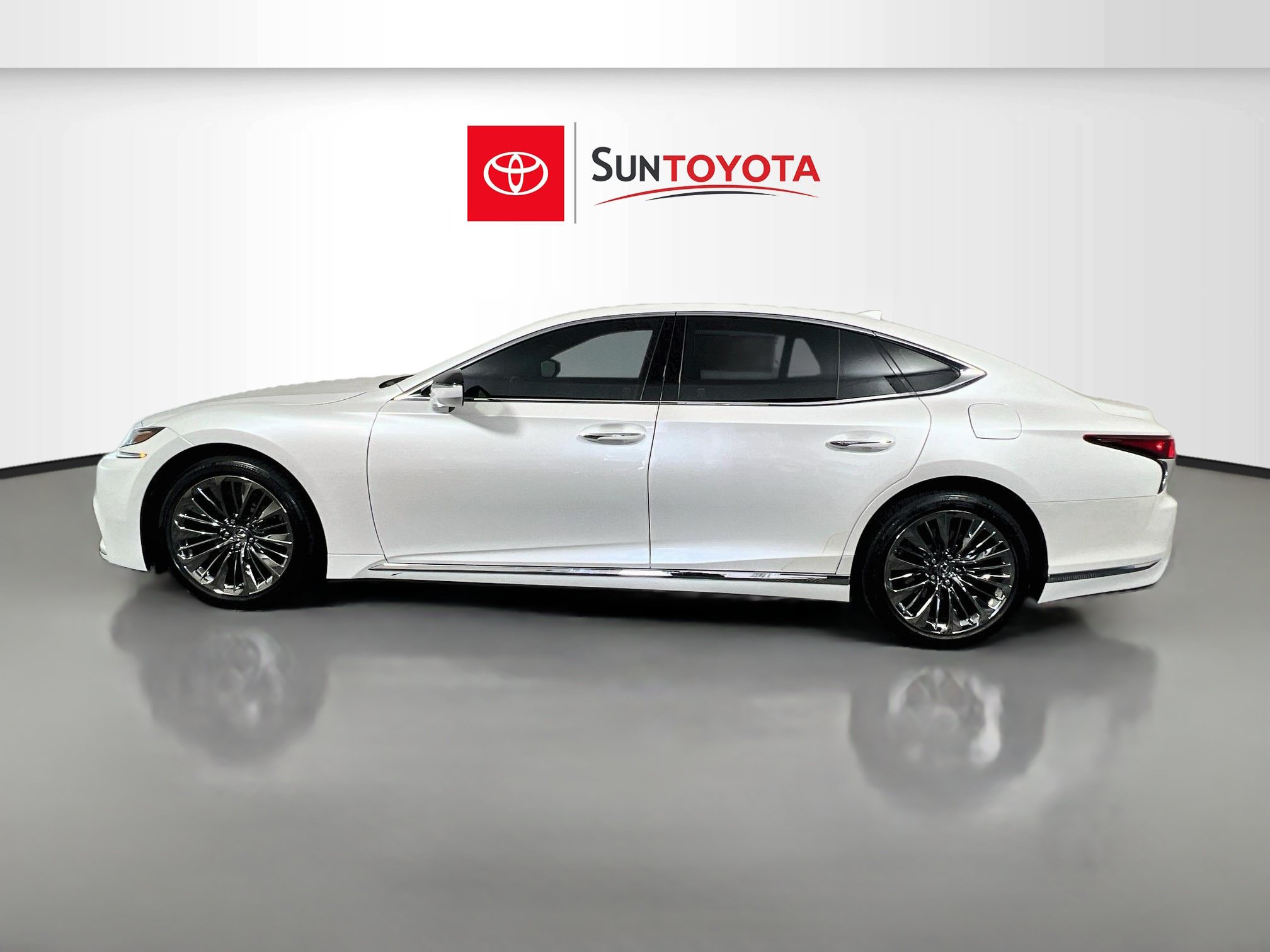 Used 2020 Lexus LS 500 AWD w/ Interior Upgrade Package image 7