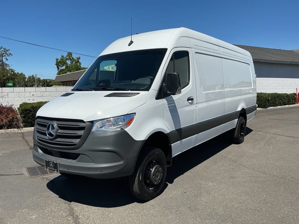 New 2026 Mercedes-Benz Sprinter 3500 360° Tour