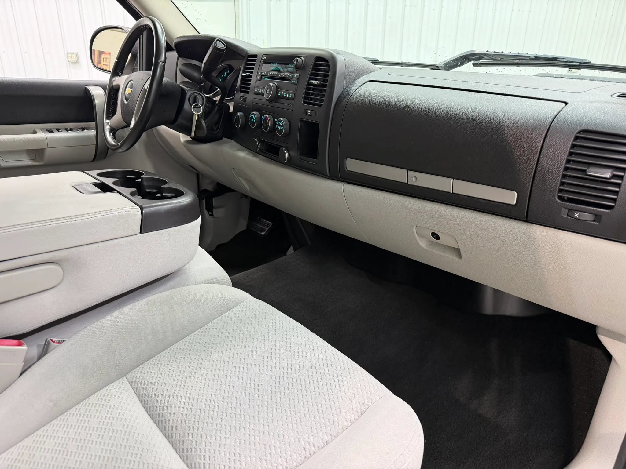 Used 2008 Chevrolet Silverado 1500 LT w/ Power Pack Plus AWD/4WD image 14