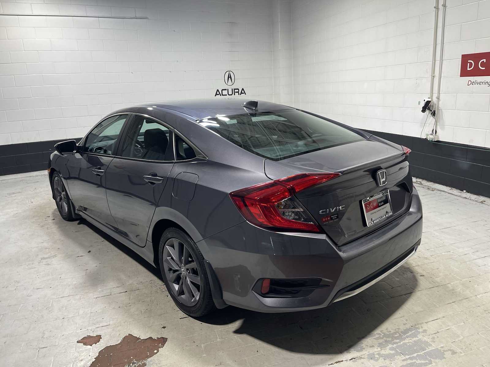 Used 2019 Honda Civic EX image 4