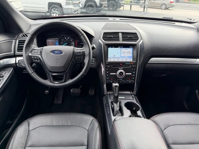Used 2018 Ford Explorer Sport AWD/4WD image 10