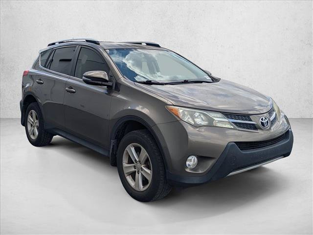 Used 2014 Toyota RAV4 XLE FWD image 3
